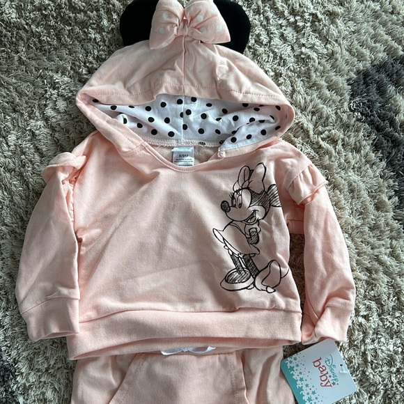 Minnie Mouse Set 6/9 months - Picture 2 of 3